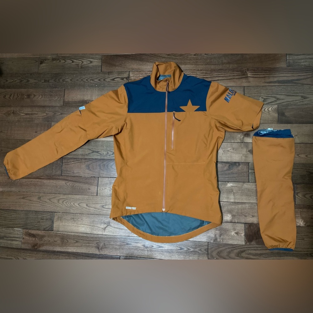 Maloja GORE-TEX Mountain bike/ Cycling - Shirt/Jacket - Medium - Like New